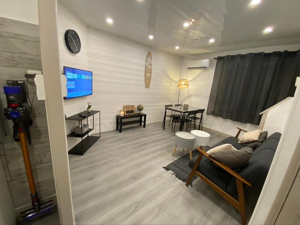 Apartamento Le Pasteur Montchanin Exterior foto